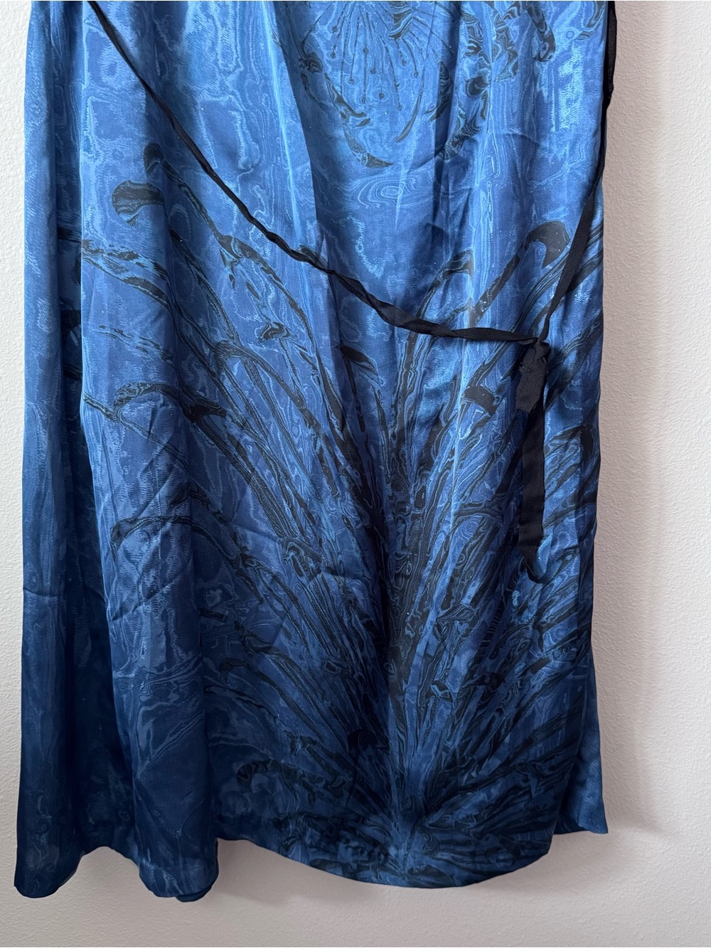 Pas De Calais Blue Marble-Print Sleeveless Midi Dress - Picture 4 of 10